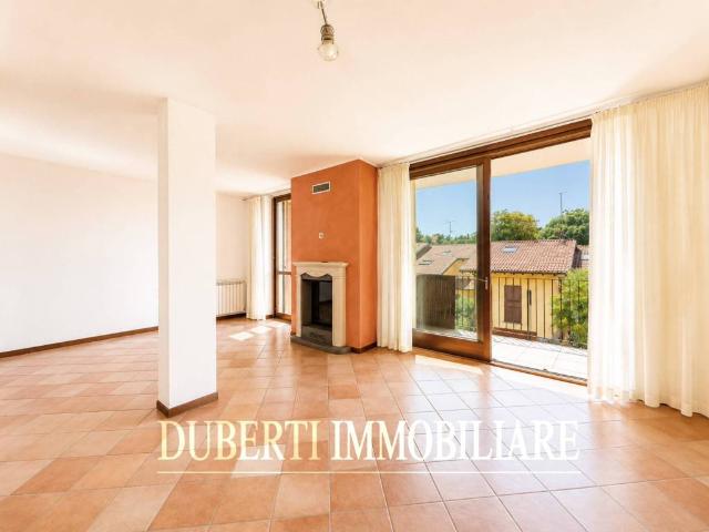 Appartamento in vendita a Buguggiate VA