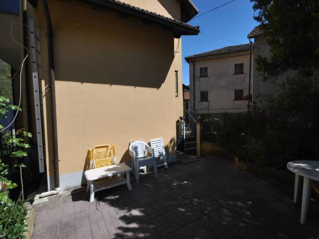 Appartamento in vendita a Busalla GE