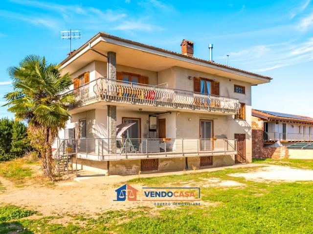 Appartamento in vendita a Busca CN