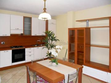Appartamento in vendita a Busseto PR