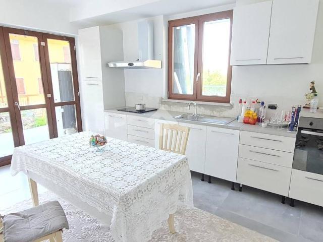 Appartamento in vendita a Bagnatica BG