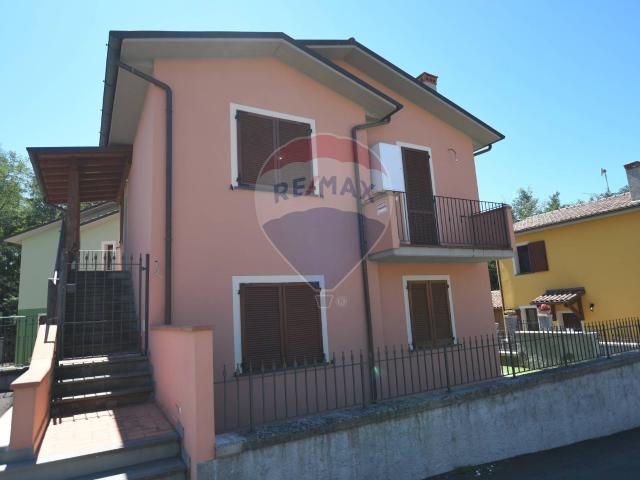 Appartamento in vendita a Bagni di Lucca, Fornoli