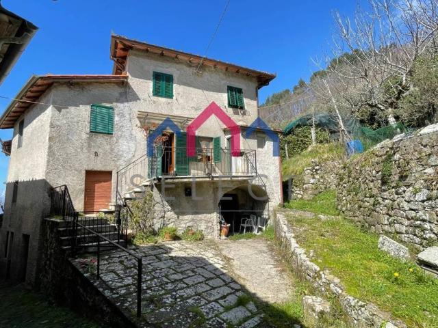 Appartamento in vendita a Bagni di Lucca LU