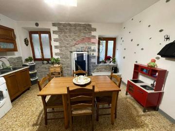 Appartamento in vendita a Bagni di Lucca LU
