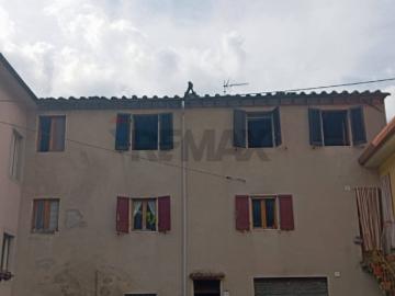 Appartamento in vendita a Bagni di Lucca, Ponte a Serraglio