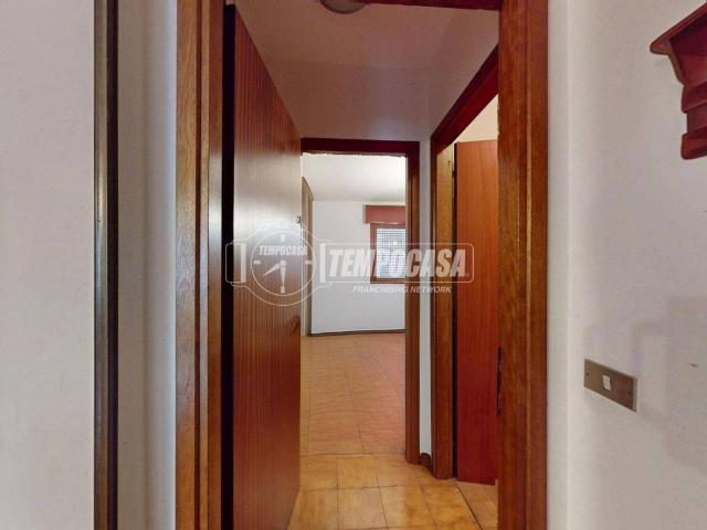 Appartamento in vendita a Bagnolo in Piano RE