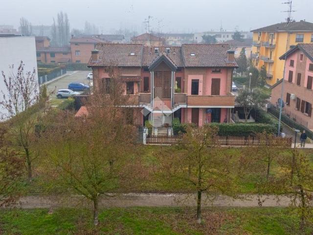 Appartamento in vendita a Bagnolo in Piano RE
