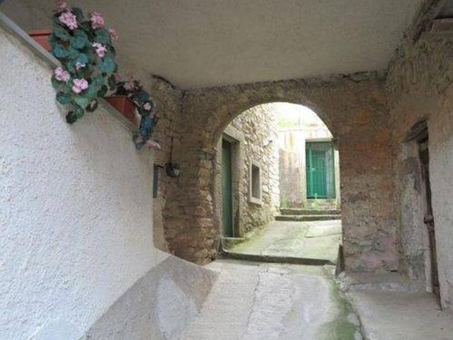 Appartamento in vendita a Bagnone MS