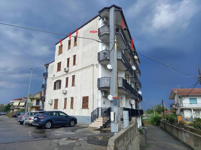Appartamento in vendita a Badolato CZ