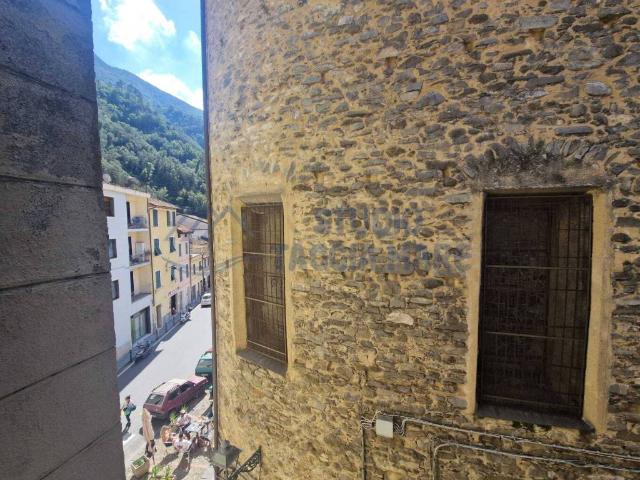 Appartamento in vendita a Badalucco IM