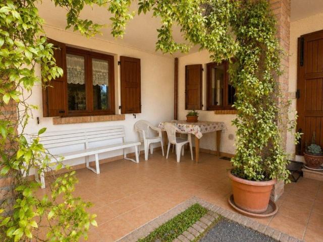 Appartamento in vendita a Baiso RE