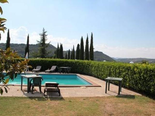 Appartamento in vendita a Baschi TR
