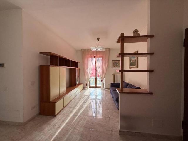 Appartamento in vendita a Baschi TR