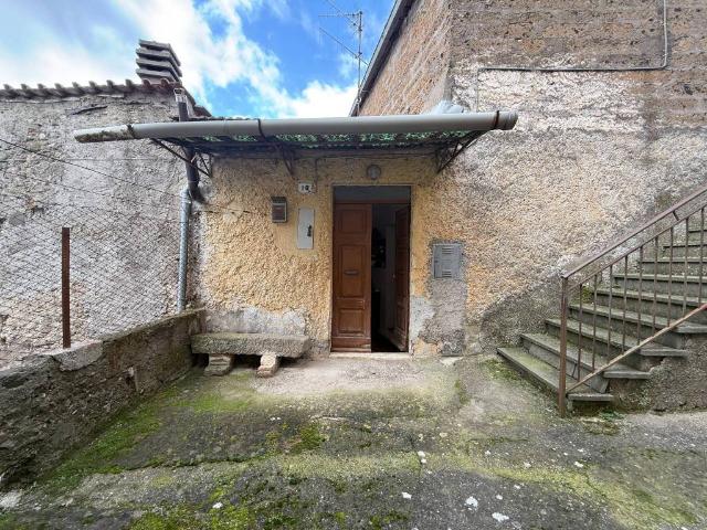 Appartamento in vendita a Bassano in Teverina VT