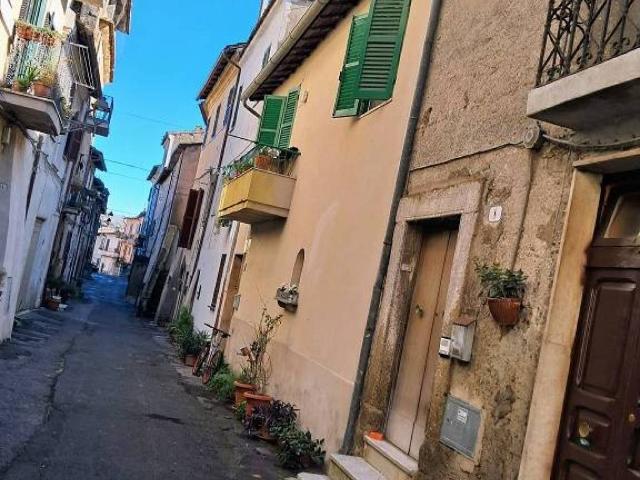 Appartamento in vendita a Bassano Romano VT