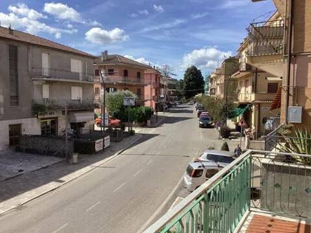 Appartamento in vendita a Bassano Romano VT
