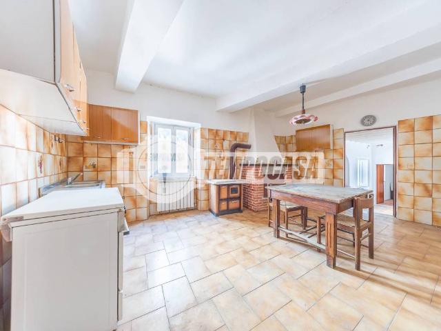 Appartamento in vendita a Bassano Romano VT