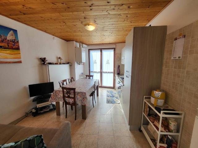 Appartamento in vendita a Barni CO