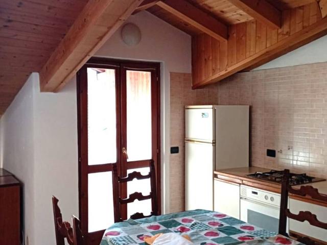 Appartamento in vendita a Barni CO