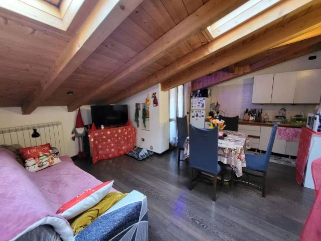 Appartamento in vendita a Barni CO