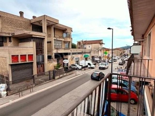 Appartamento in vendita a Baronissi, Antessano