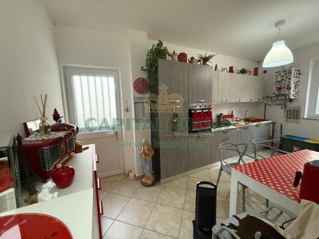 Appartamento in vendita a Baronissi, Saragnano