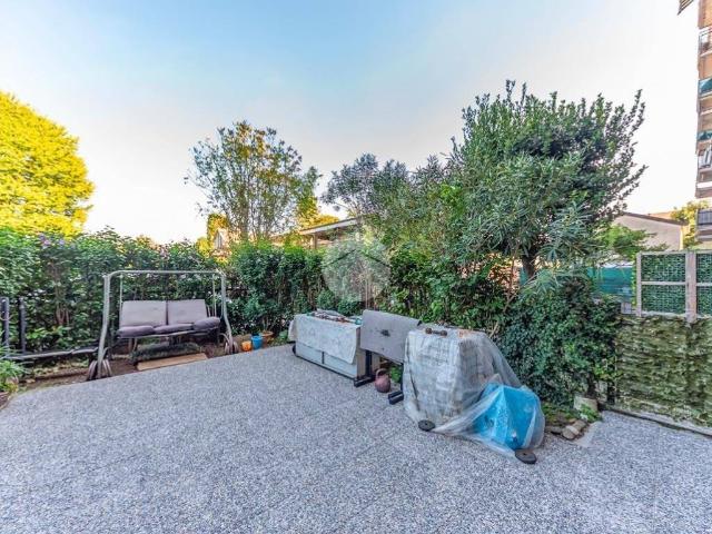 Appartamento in vendita a Baranzate MI