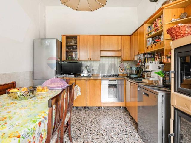 Appartamento in vendita a Barasso VA