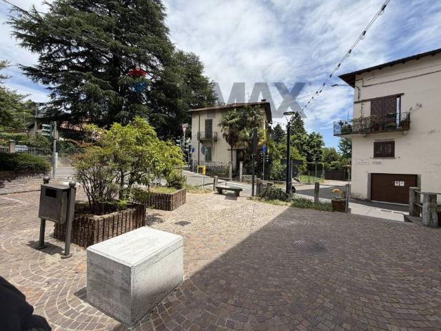 Appartamento in vendita a Barasso VA