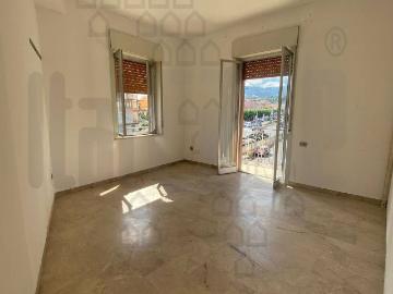 Appartamento in vendita a Barcellona Pozzo di Gotto ME