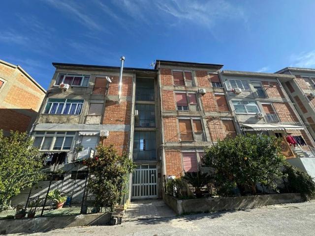 Appartamento in vendita a Barcellona Pozzo di Gotto ME