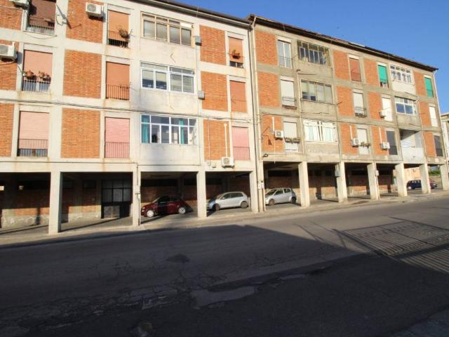 Appartamento in vendita a Barcellona Pozzo di Gotto ME