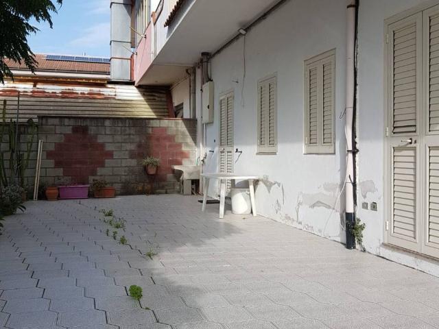 Appartamento in vendita a Barcellona Pozzo di Gotto ME