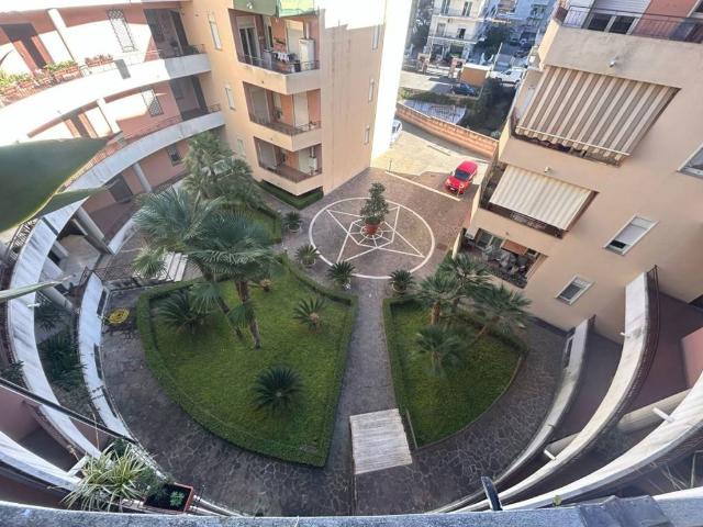 Appartamento in vendita a Barcellona Pozzo di Gotto ME