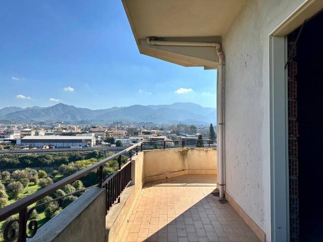 Appartamento in vendita a Barcellona Pozzo di Gotto ME