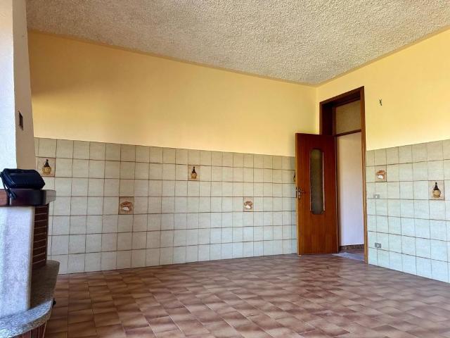 Appartamento in vendita a Barcellona Pozzo di Gotto ME