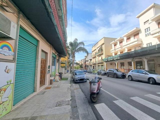 Appartamento in vendita a Barcellona Pozzo di Gotto ME