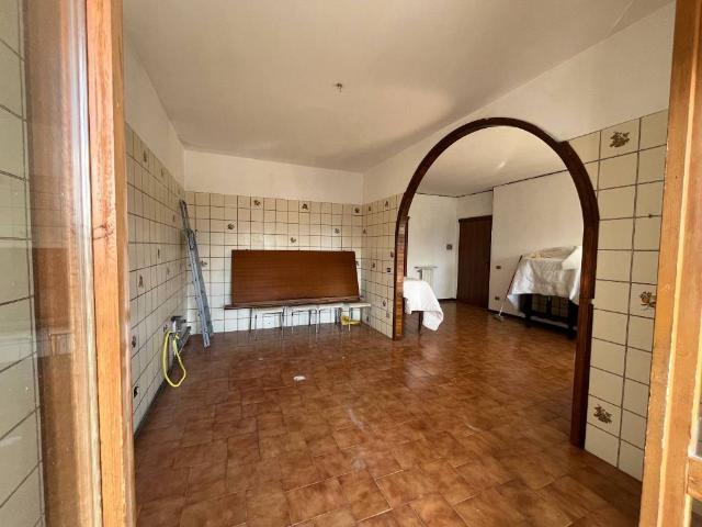 Appartamento in vendita a Bardi PR