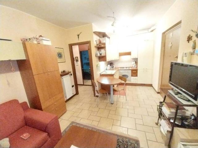 Appartamento in vendita a Bareggio MI