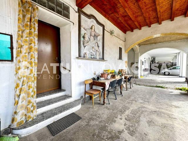 Appartamento in vendita a Bareggio MI
