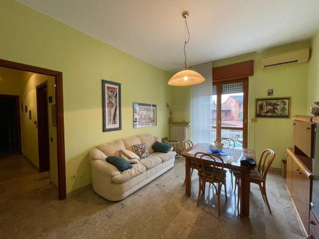 Appartamento in vendita a Bareggio MI