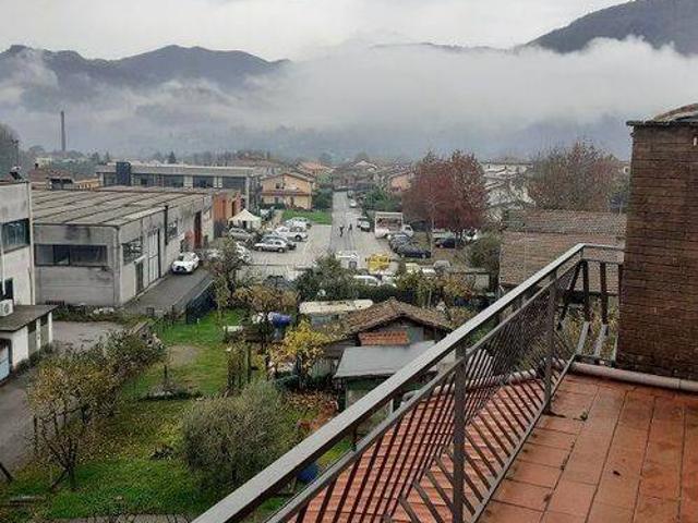 Appartamento in vendita a Barga LU
