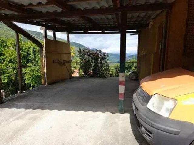 Appartamento in vendita a Bargagli GE
