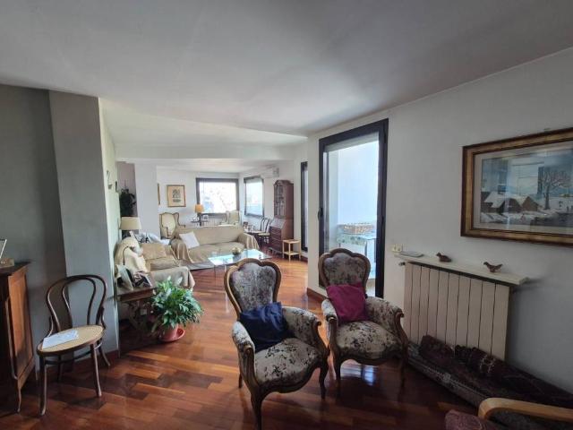 Appartamento in vendita a Bari BA