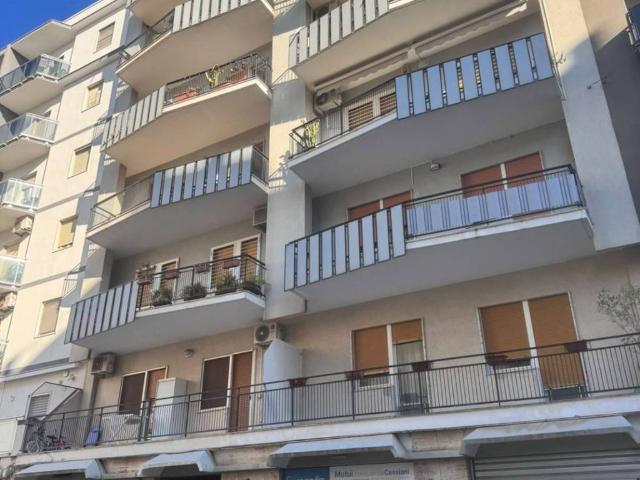 Appartamento in vendita a Bari BA