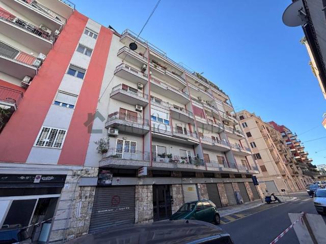 Appartamento in vendita a Bari BA