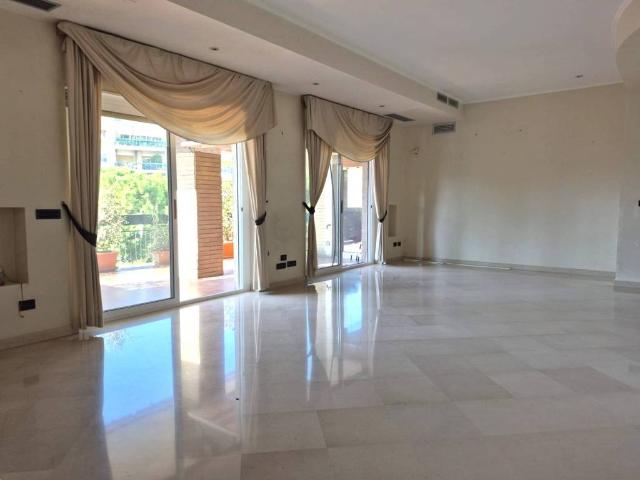 Appartamento in vendita a Bari BA