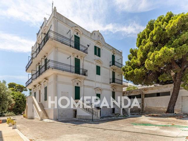 Appartamento in vendita a Bari BA