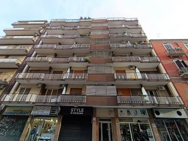 Appartamento in vendita a Bari BA