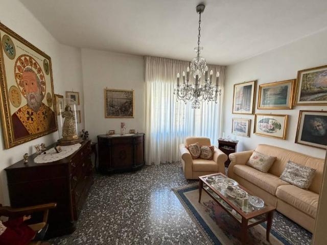 Appartamento in vendita a Bari BA